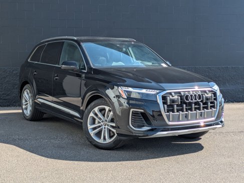 New 2025 Audi Q7 3.0T Prestige image 3