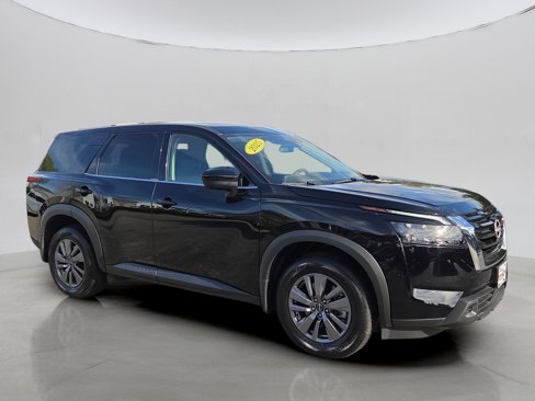 Used 2025 Nissan Pathfinder S image 23