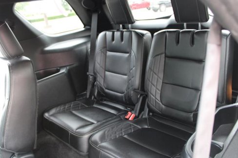 Used 2018 Ford Explorer Platinum image 25