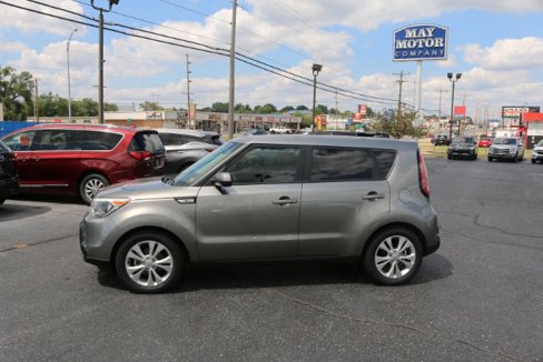 Used 2016 Kia Soul + image 9