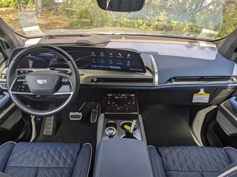 New 2026 Cadillac Vistiq Premium Luxury image 17
