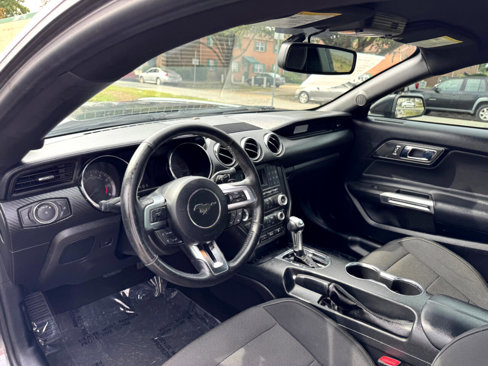 Used 2017 Ford Mustang Coupe image 12