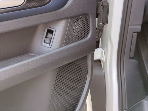 New 2025 Volkswagen ID. Buzz Pro S image 11