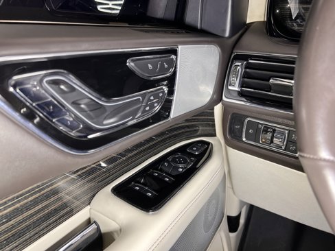 Used 2024 Lincoln Navigator L Black Label image 28