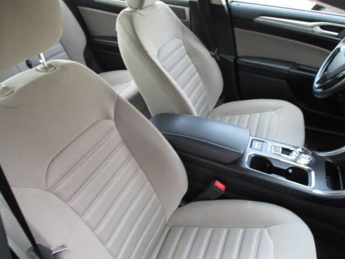 Used 2017 Ford Fusion S image 24