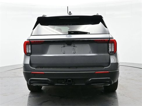 Used 2025 Ford Explorer ST-Line w/ Premium Package image 6