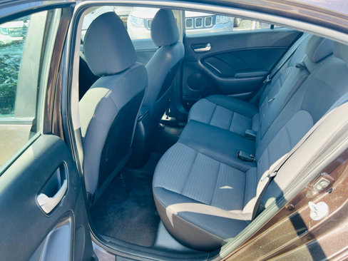 Used 2018 Kia Forte LX w/ LX Popular Package image 12