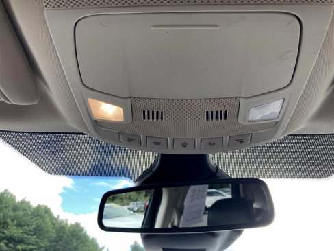 Used 2024 Ford Edge Titanium image 30