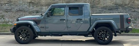 Used 2024 Jeep Gladiator Sport image 7