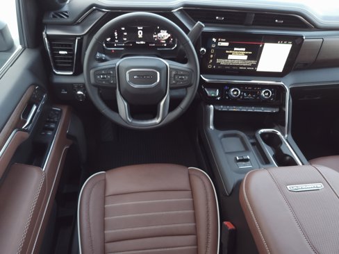 New 2025 GMC Sierra 2500 Denali Ultimate image 16