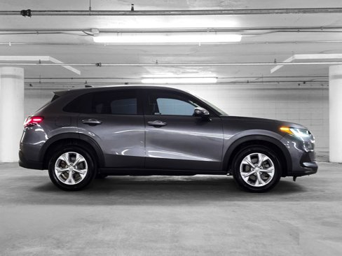 Certified 2024 Honda HR-V LX image 17