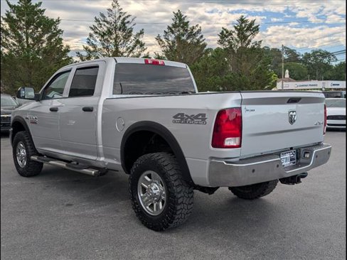 Used 2018 RAM 2500 Tradesman w/ Chrome Appearance Group image 3