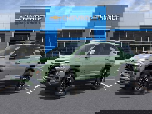 New 2026 Chevrolet Equinox ACTIV w/ Convenience Package III image 2