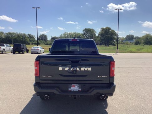 New 2026 RAM 1500 4x4 Crew Cab image 6