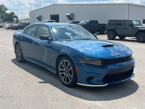 Used 2023 Dodge Charger R/T w/ Plus Group image 7