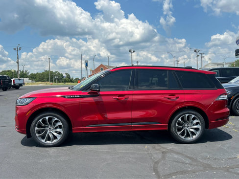 New 2025 Lincoln Aviator AWD w/ Jet Appearance Package image 1