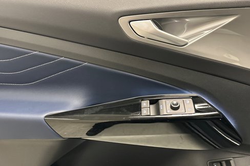 New 2025 Volkswagen ID.4 Pro S Plus image 10
