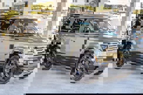 Used 2022 Land Rover Defender 110 X-Dynamic HSE image 4
