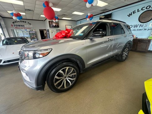 Used 2022 Ford Explorer ST-Line image 4