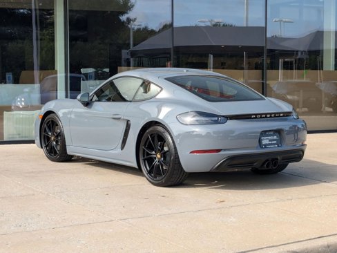 Certified 2025 Porsche 718 Cayman image 3
