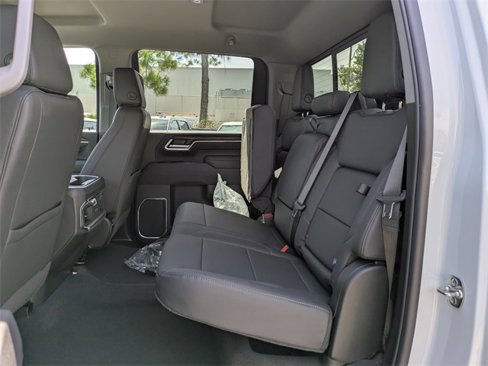 New 2026 GMC Sierra 2500 SLT w/ SLT Premium Package image 14