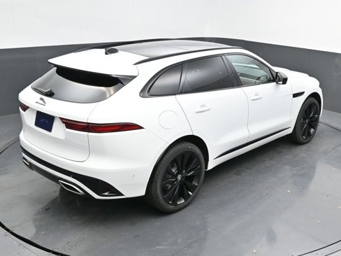 New 2025 Jaguar F-PACE R-Dynamic S image 40
