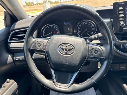 Used 2023 Toyota Camry SE image 14