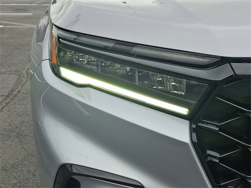 Certified 2025 Honda Pilot TrailSport image 9