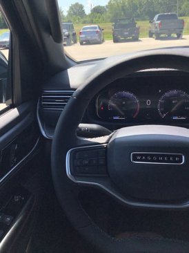 New 2025 Jeep Wagoneer Series II image 11