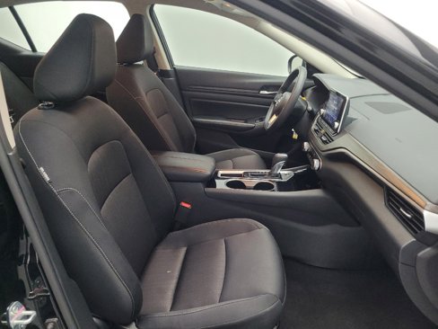 Used 2024 Nissan Altima 2.5 SV image 21