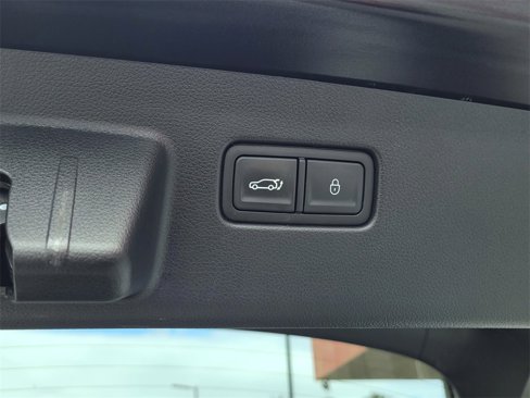 Used 2023 Genesis GV60 Performance image 36
