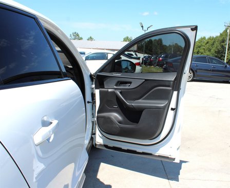 Used 2020 Jaguar F-PACE S image 32