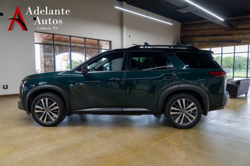 Used 2022 Nissan Pathfinder Platinum w/ Cargo Package image 6