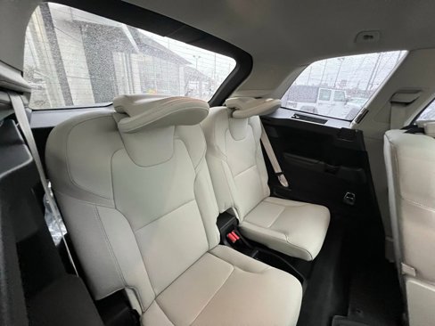 Used 2023 Volvo XC90 B6 Plus w/ Protection Package Premier image 26