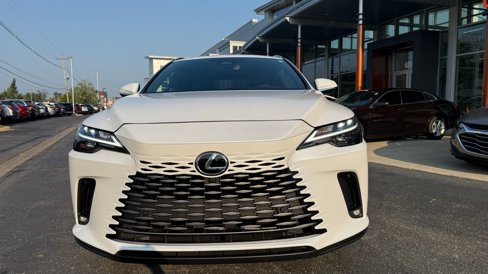 Used 2025 Lexus RX 350 AWD image 11