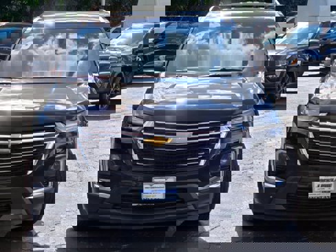 Certified 2023 Chevrolet Traverse LT image 3
