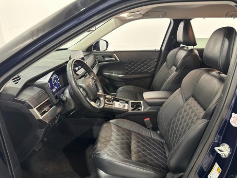 Used 2023 Mitsubishi Outlander SEL image 16
