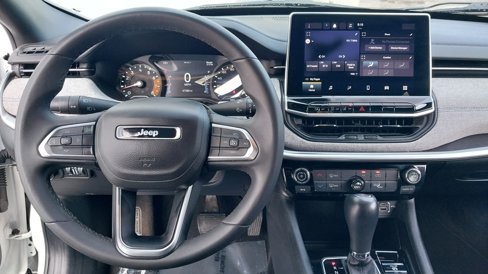 Certified 2024 Jeep Compass Latitude image 20