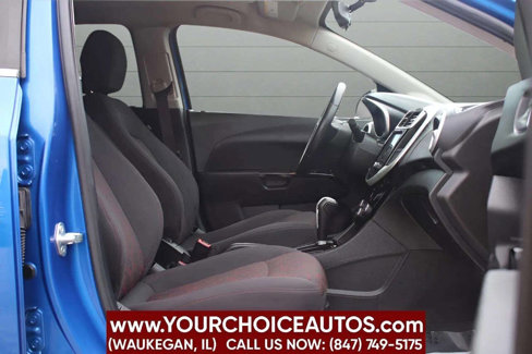 Used 2020 Chevrolet Sonic LT w/ Convenience Package image 12