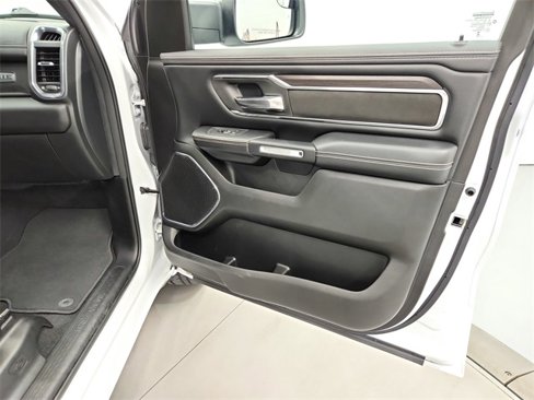 Used 2025 RAM 1500 Laramie image 37