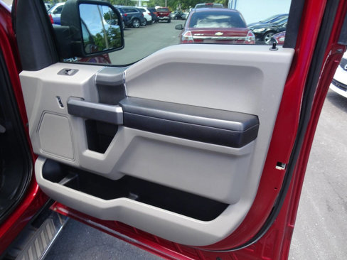Used 2015 Ford F150 XLT w/ Equipment Group 302A Luxury image 17