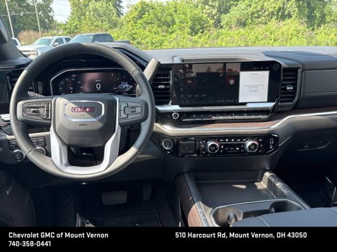 New 2025 GMC Sierra 2500 SLT w/ SLT Premium Package image 16