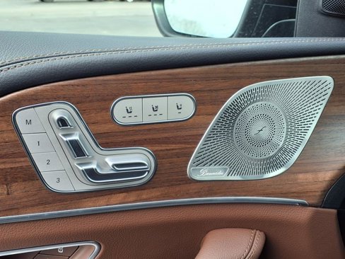 New 2025 Mercedes-Benz GLS 450 4MATIC image 14