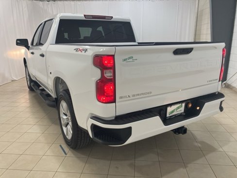 New 2026 Chevrolet Silverado 1500 Custom image 3