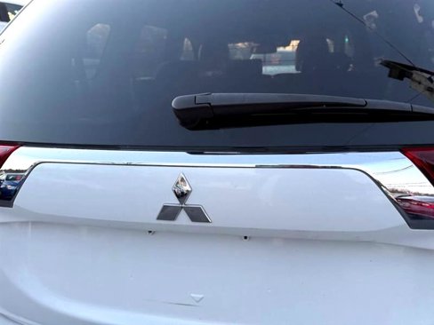 Used 2020 Mitsubishi Outlander SEL image 31