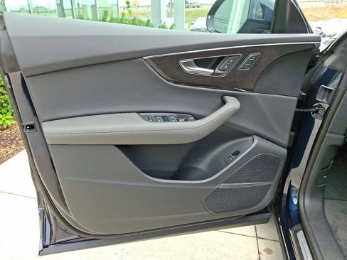 New 2025 Audi Q8 Premium Plus image 11