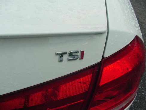 Used 2015 Volkswagen Passat 1.8T Sport image 32