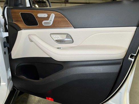 Used 2021 Mercedes-Benz GLE 350 4MATIC image 10