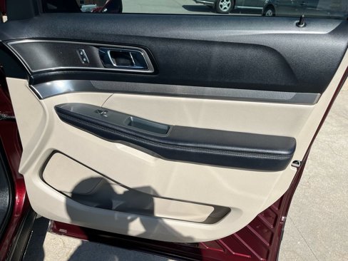 Used 2019 Ford Explorer XLT w/ Equipment Group 201A image 26