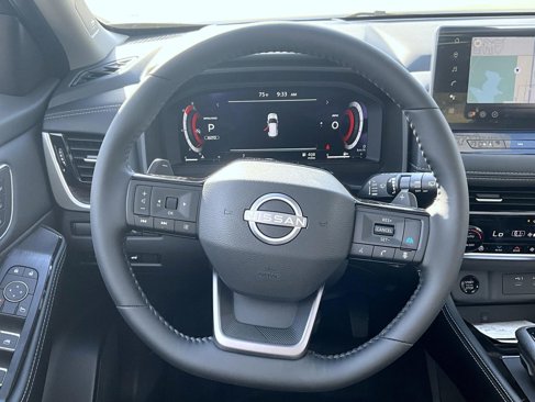 New 2026 Nissan Rogue Platinum image 13